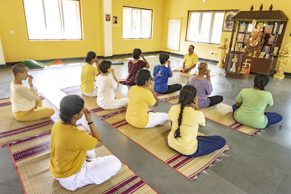 Chair Yoga - The Sun Salute - Sivananda Yoga Vedanta Centres