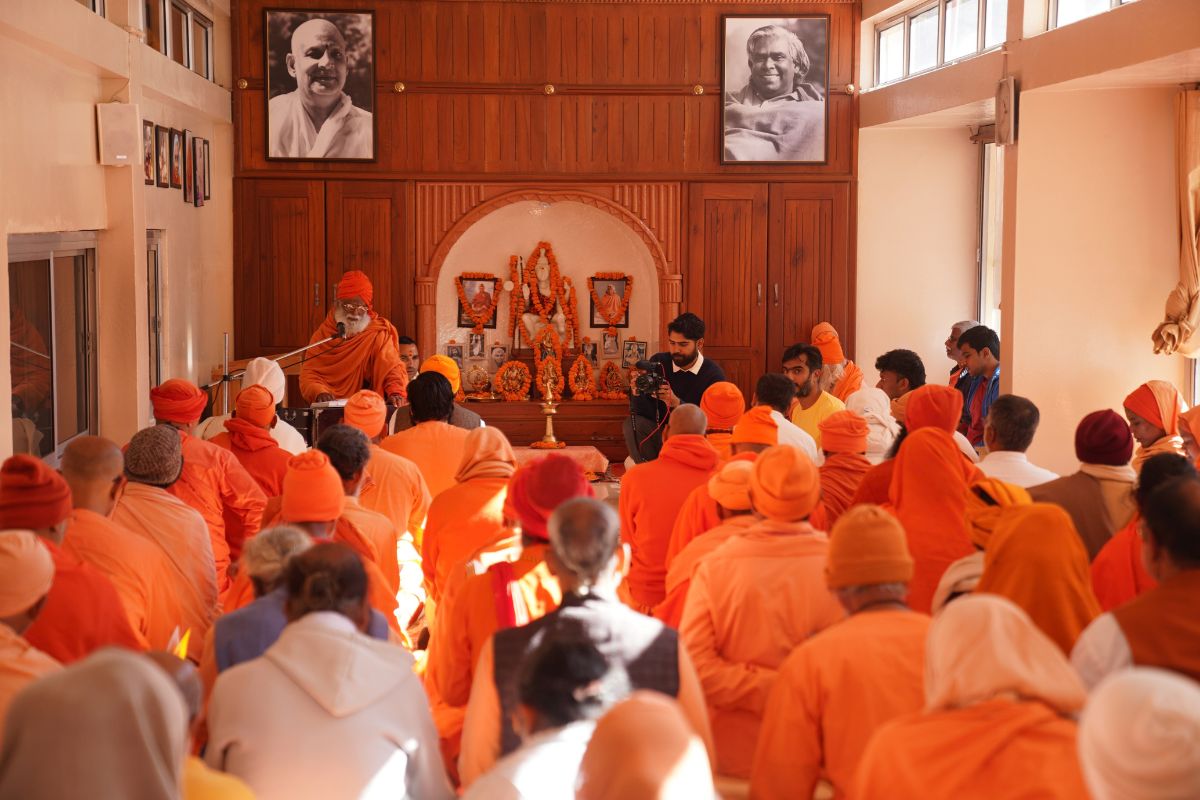 Sivananda-Uttarkashi-Bandara-1200×800-01