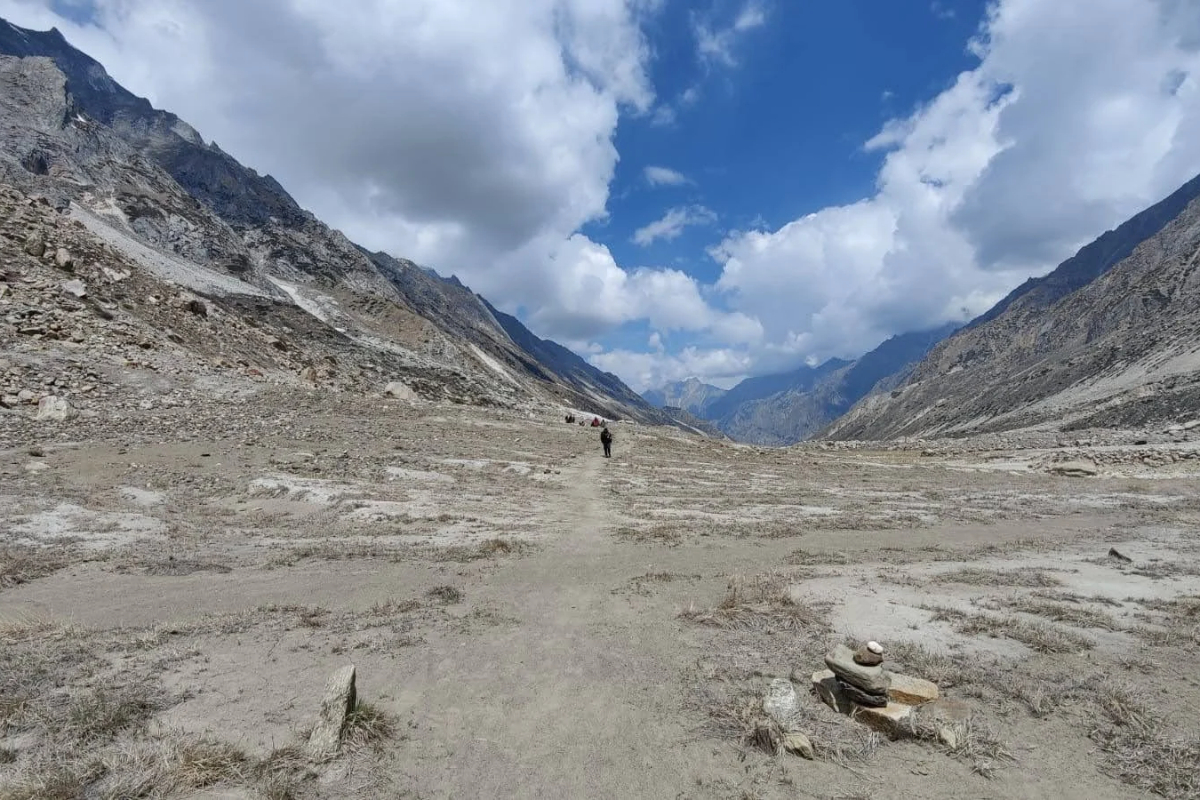 gaumukh-tapovan-trek-valley-trail