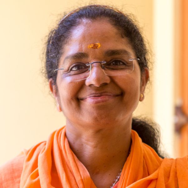Sivananda-TTC-Refresher-Faculty-13